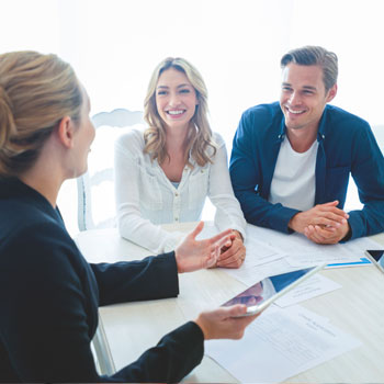 5 things to consider when choosing a strata debt collection agency Article feature image